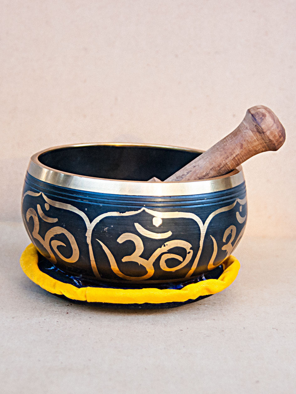 Singing Bowl - 4" Black Singing Bowl Set