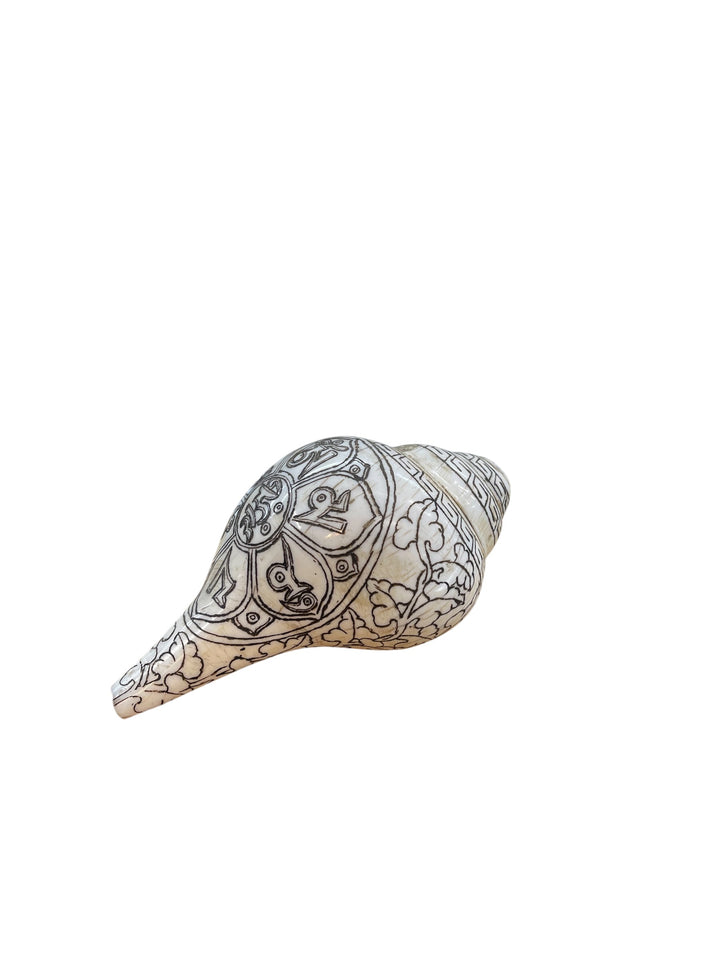 Hand Carved Traditional Tibetan Conch (Mantra)