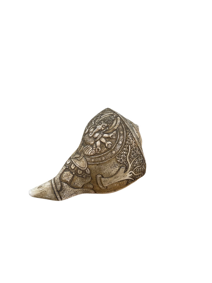 Hand Carved Traditional Tibetan Conch (Ganesha)