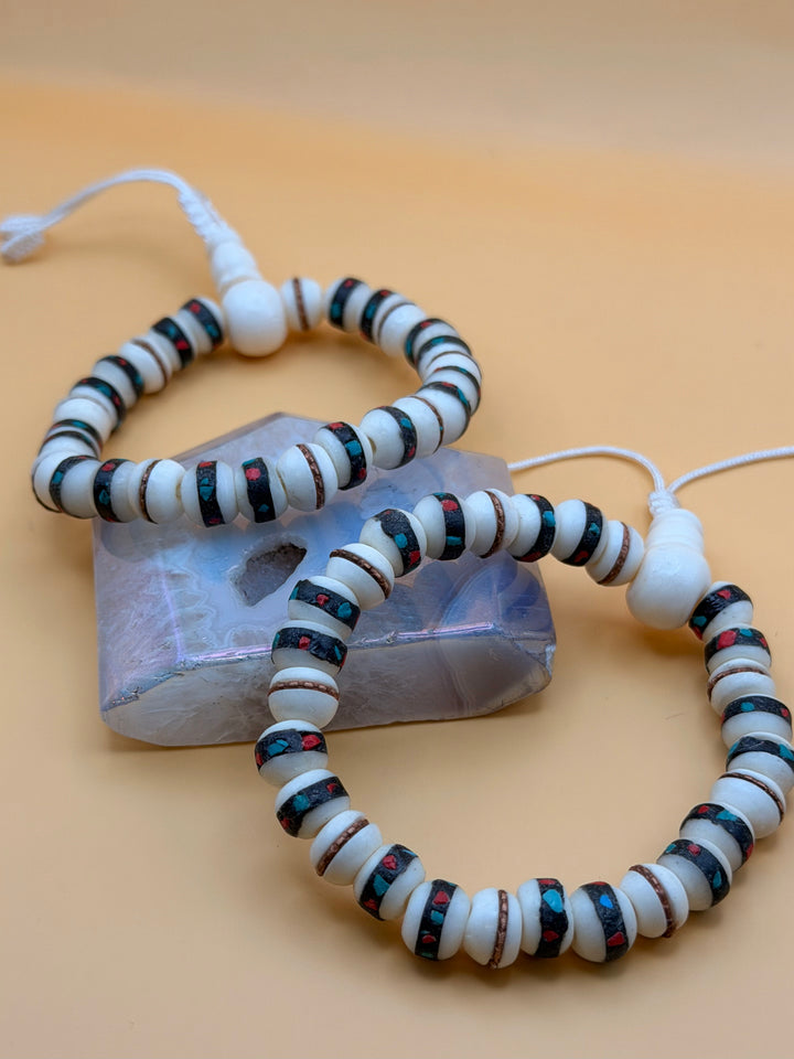 White Inlaid Yak Bone Wrist Mala