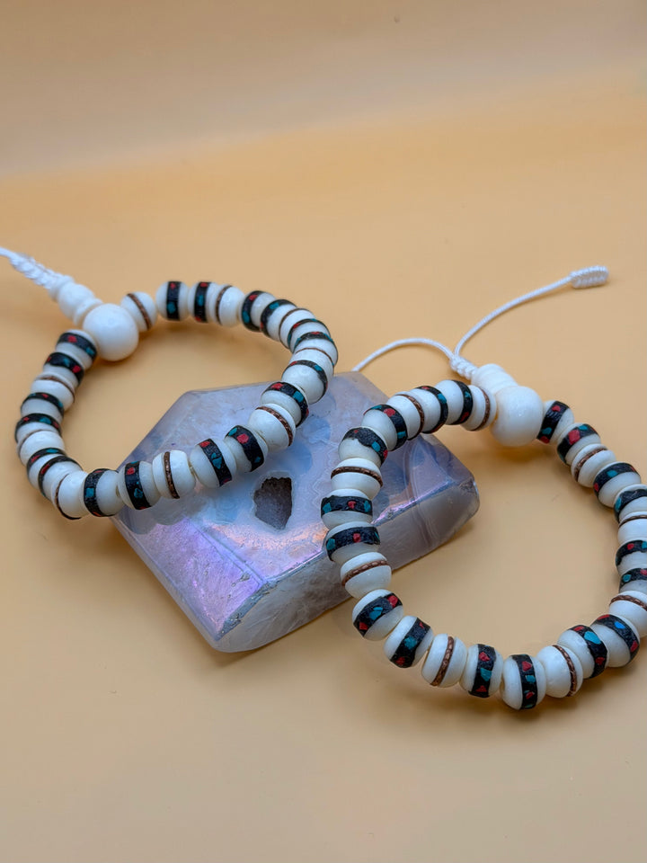 White Inlaid Yak Bone Wrist Mala