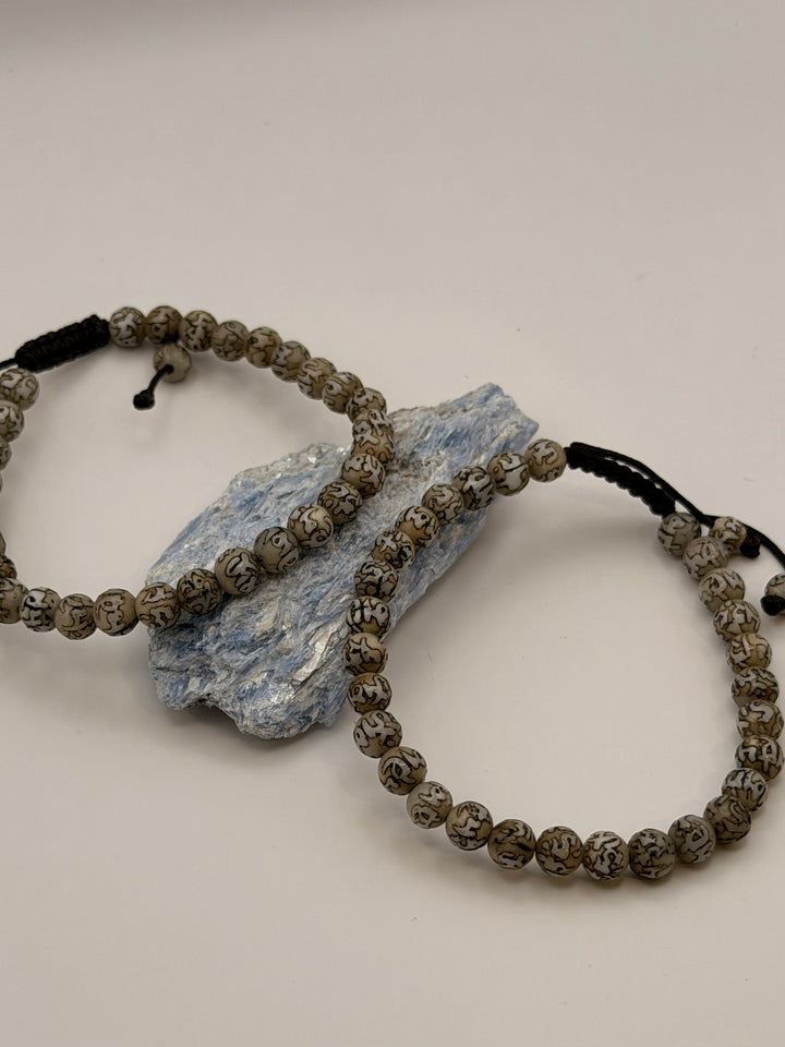 6mm Conch Shell Mantra Carved Beads Stone Adjustable Wrist Mala/ Bracelet