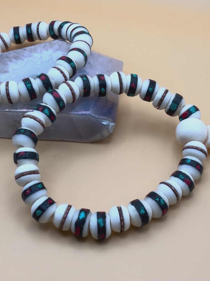 White Inlaid Yak Bone Wrist Mala