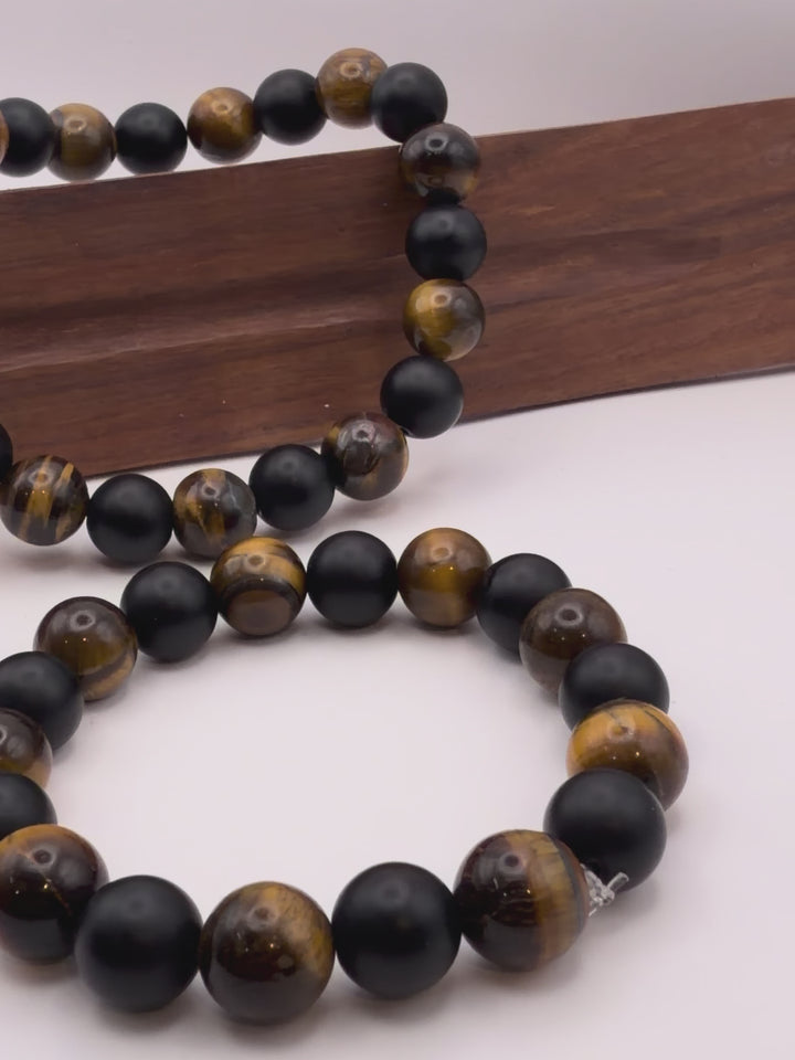 Tiger's Eye with Black onyx Bead Bracelet