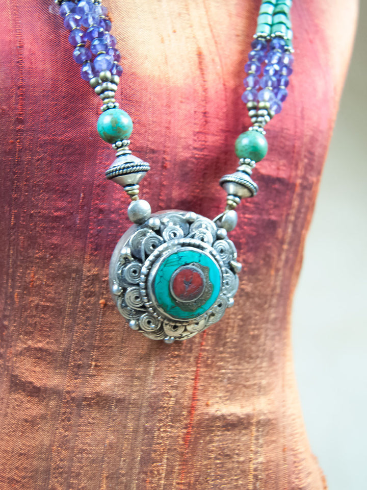 Necklace - Circle Turquoise And Red Coral Silver Necklace